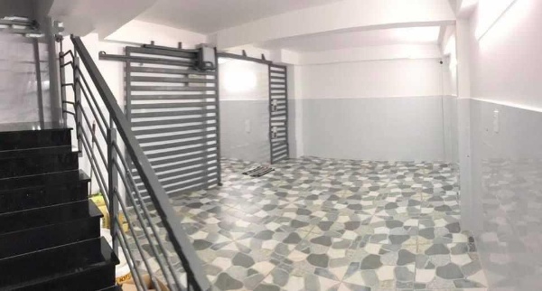 Bán gấp nhà 4 tầng hẻm xe hơi tại Đường Võ Trường Toản, Phường 15, Quận 5, Hồ Chí Minh